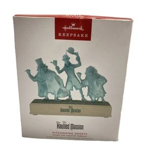 2022 Hallmark Keepsake Disney Parks The Haunted Mansion Hitchhiking Ghosts